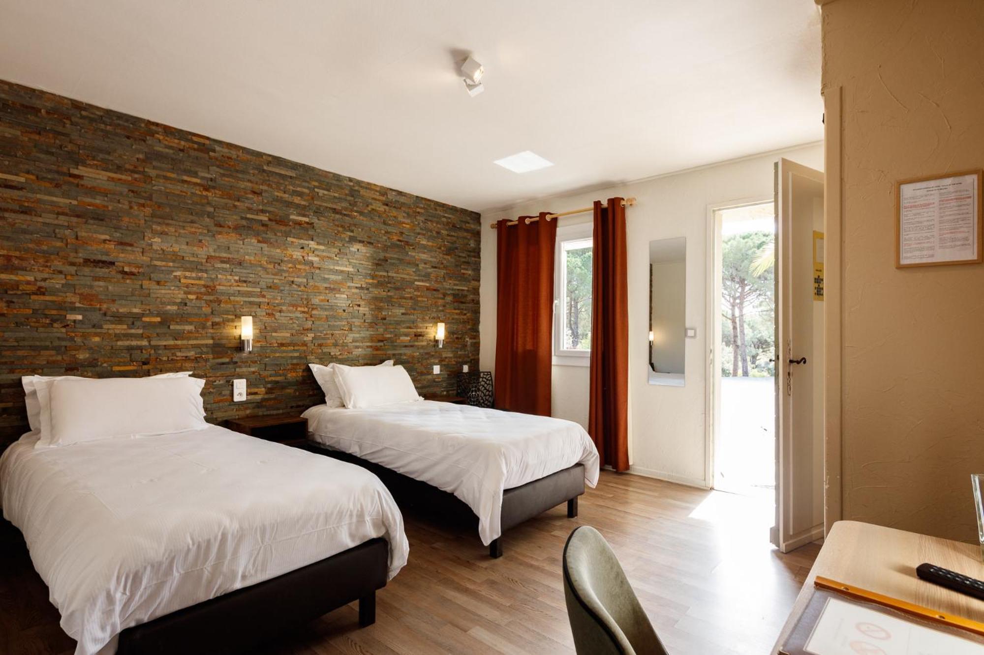Auberge Val Moureze Hotel & Spa Bagian luar foto