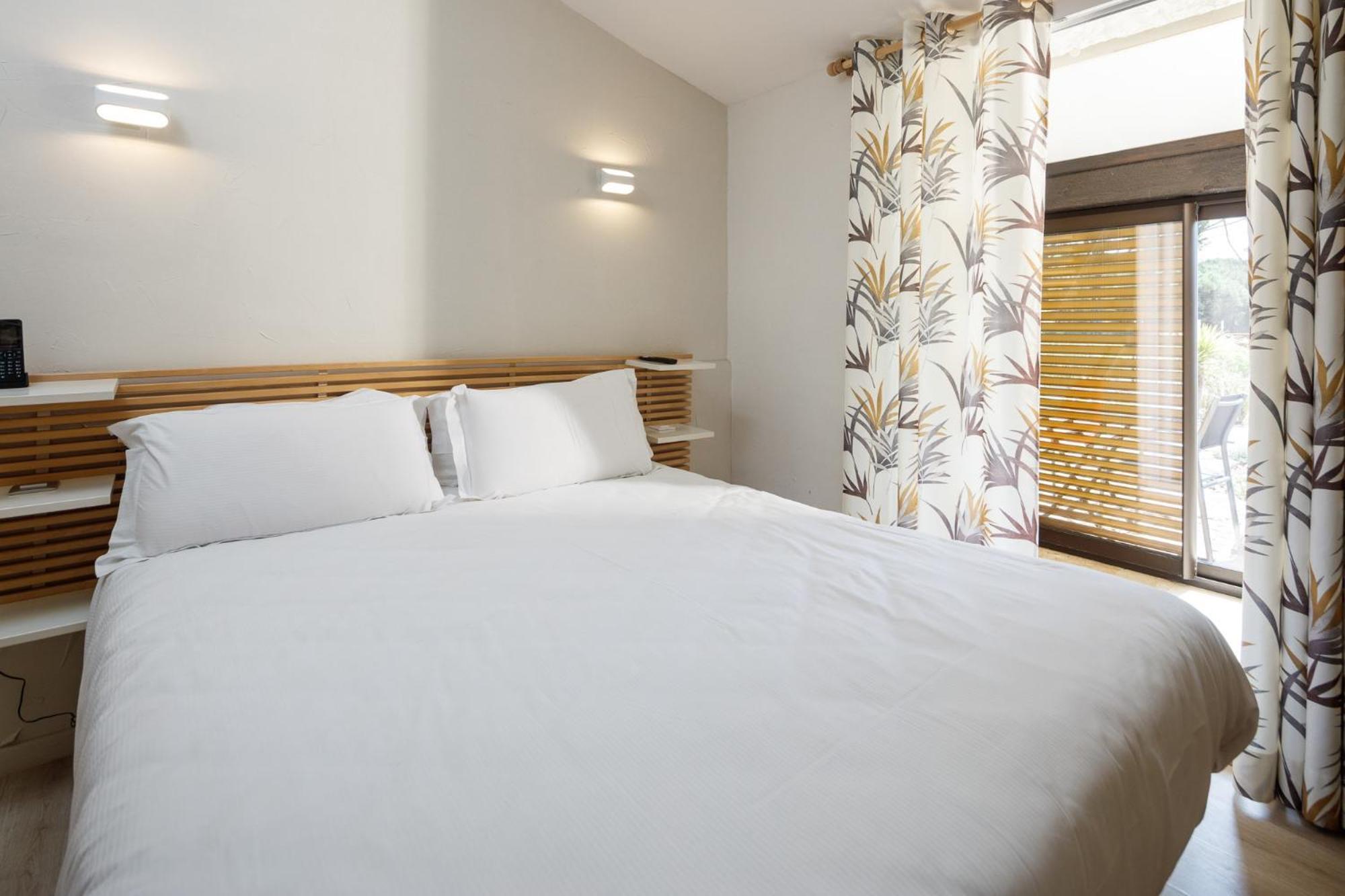 Auberge Val Moureze Hotel & Spa Bagian luar foto